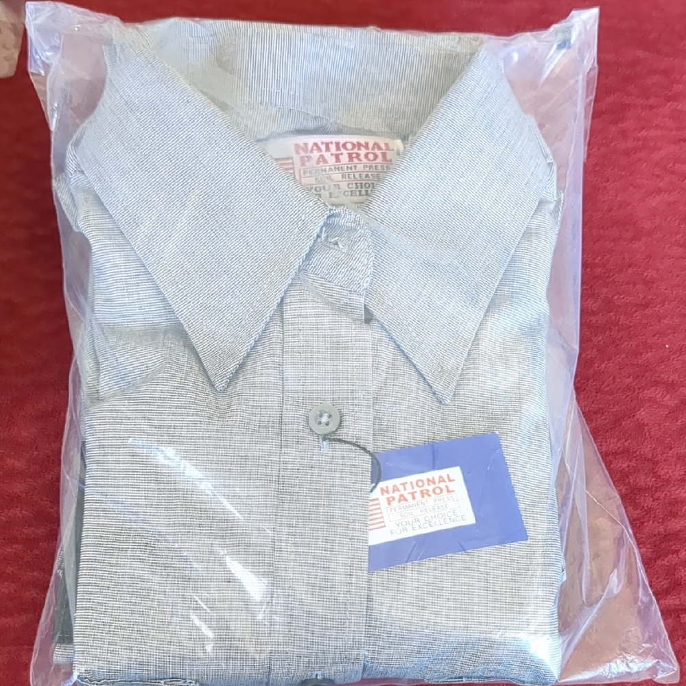 Women's Gray Button Down Shirt Size S (6-8)